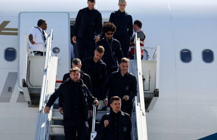 Germany arrive in Qatar after Messi makes his entrance