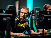 Team Vitality fined after Perkz equips banned champion-rune combination against Fnatic in LEC Winter Split