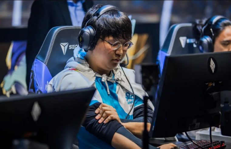C9 EMENES apologizes for xenophobic remarks made in LoL solo queue before Worlds