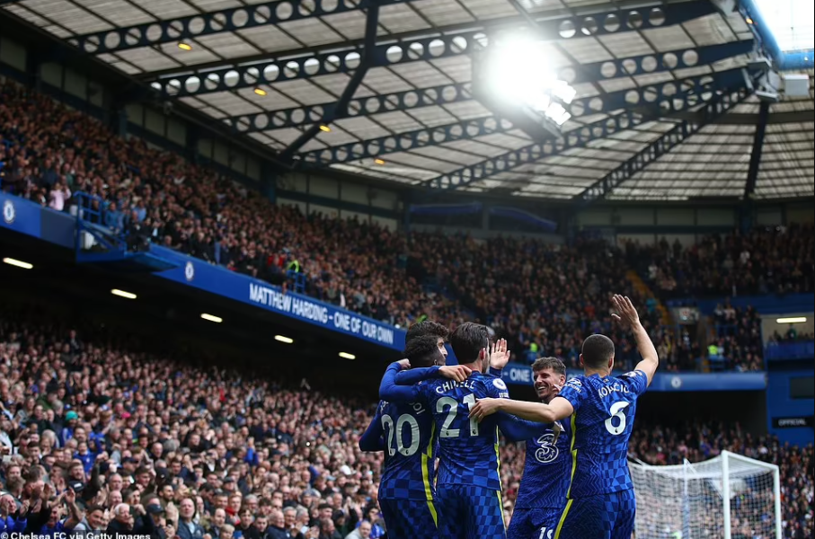 Chelsea’s magnificent SEVEN! Thomas Tuchel’s ruthless table-toppers thrash a pathetic Norwich, with Mason Mount scoring a hat-trick as Hudson Odoi, Reece James and Chilwell all hit the net