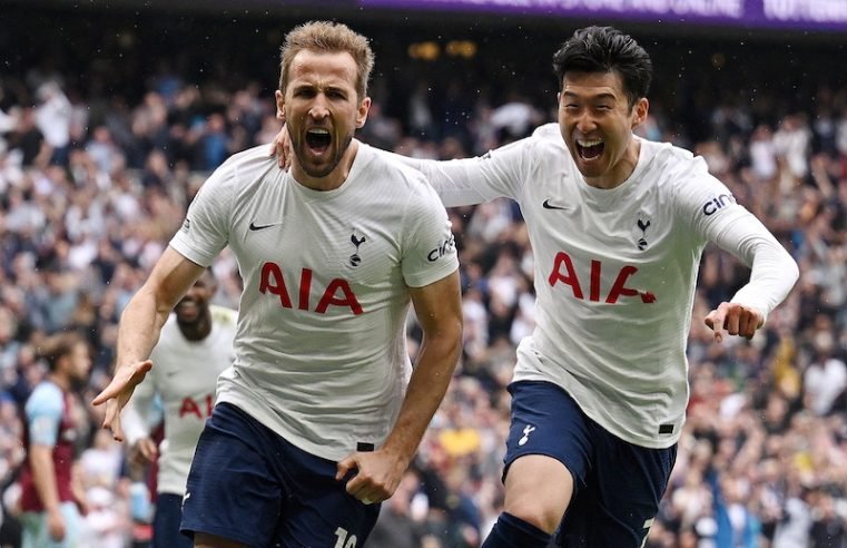 Kane penalty sends Spurs into top four with win over Burnley