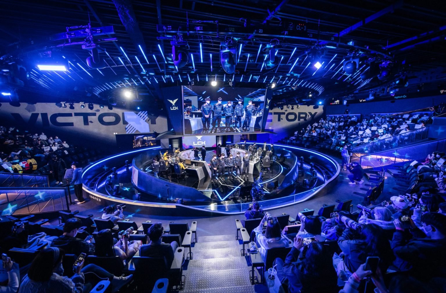 Here are the matchups and bracket for the 2022 LCK Summer playoffs