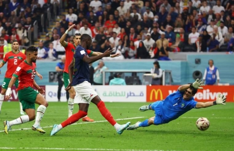 France end Morocco run to set up Argentina showdown