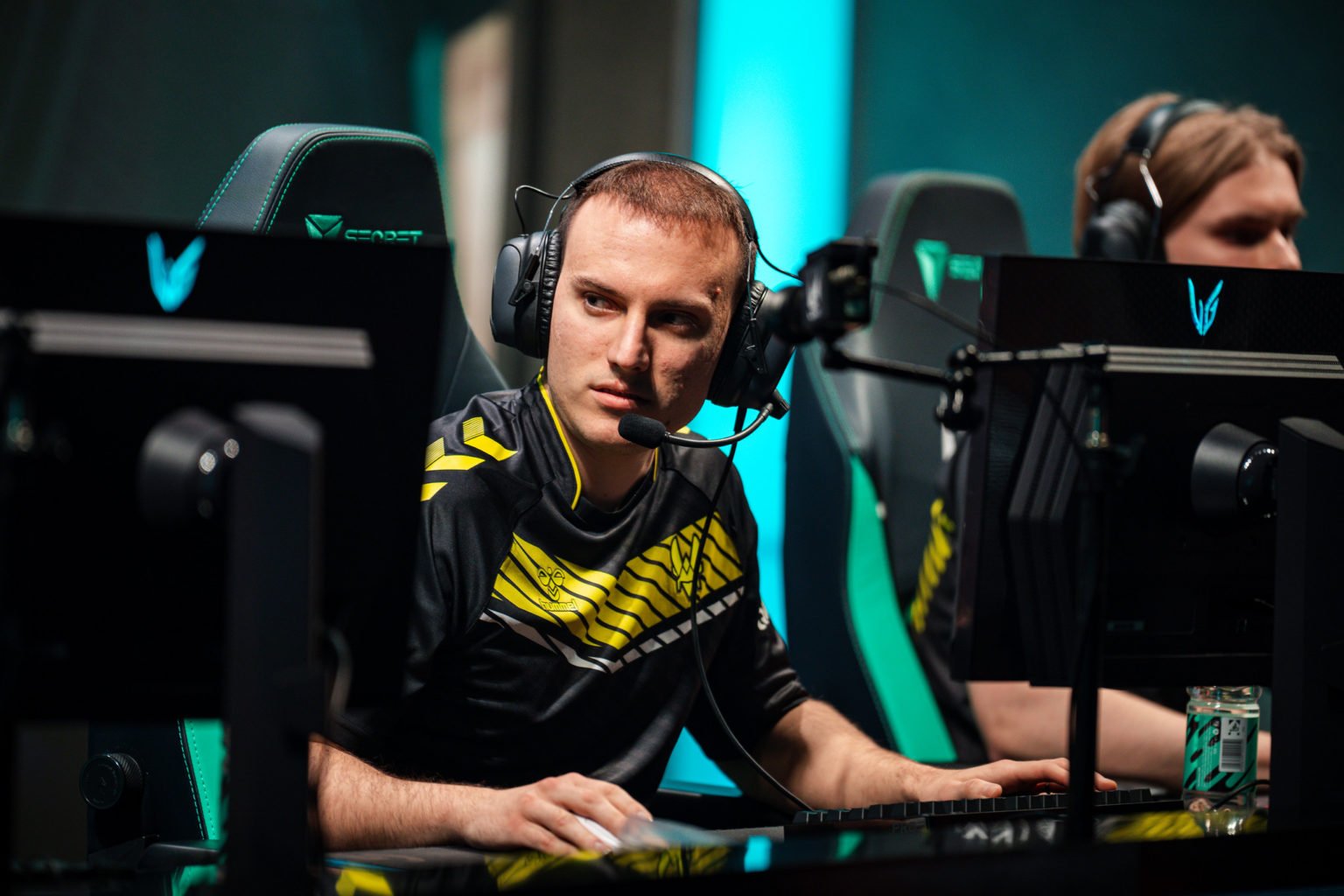 Team Vitality fined after Perkz equips banned champion-rune combination against Fnatic in LEC Winter Split