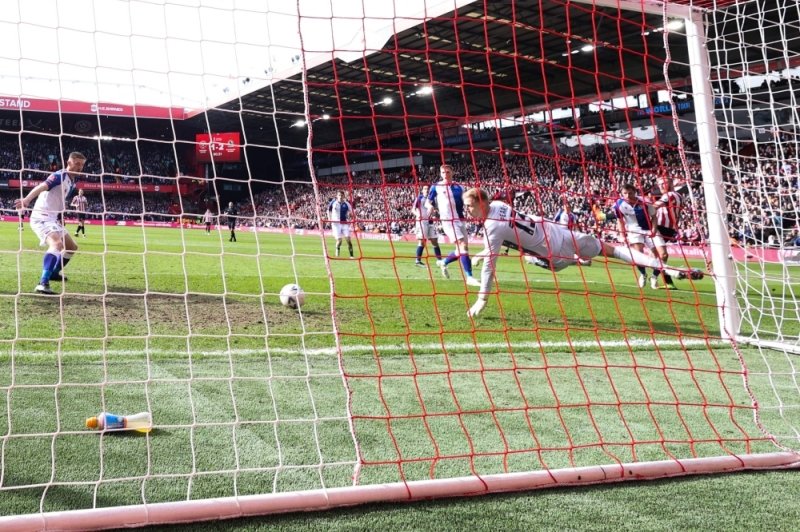 Doyle’s late strike fires Sheffield United into FA Cup semis