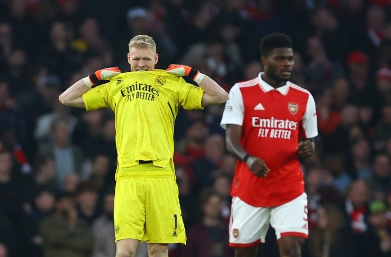 Arsenal stage late escape to snatch 3-3 draw, but title hopes hit