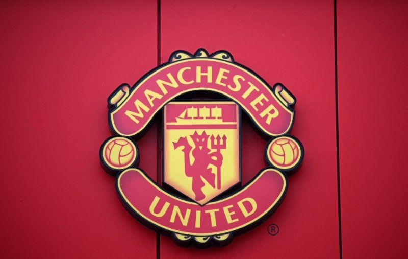 Man United bidding process goes to third round