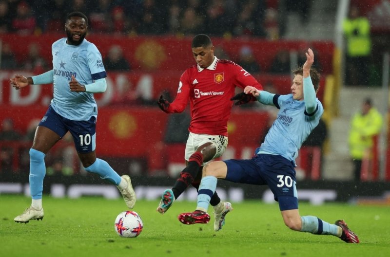 Rashford fires Man United into top four with 1-0 win over Brentford