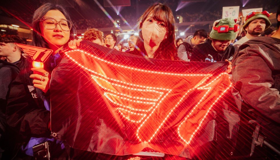 T1 open up MSI 2023 run with second-fastest international game in LoL esports history