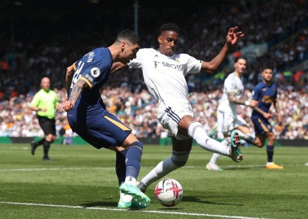 Leeds snatch 2-2 draw with Newcastle after penalty nightmare